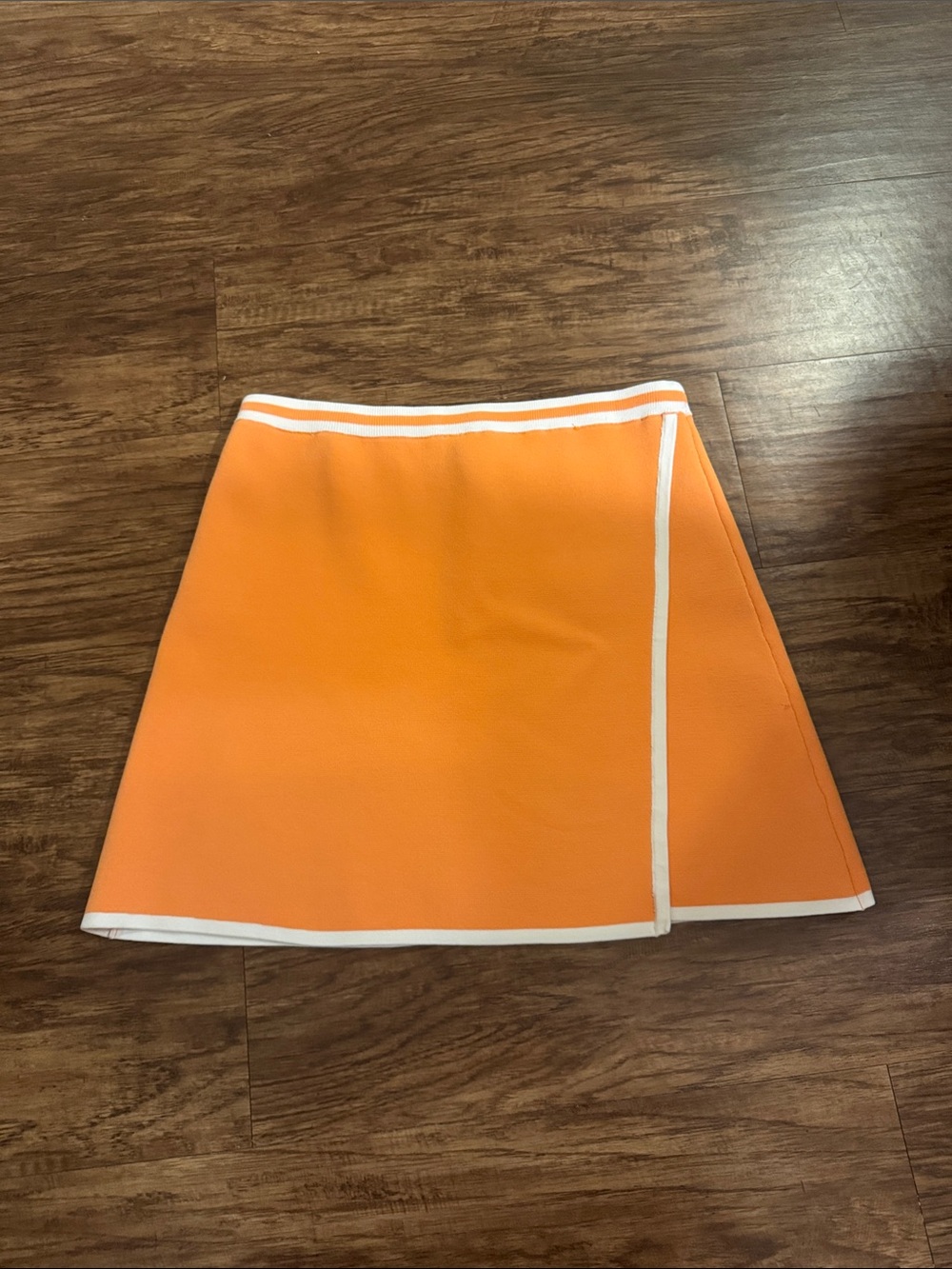 Revolve skirt size medium